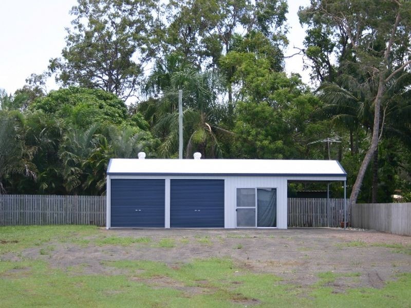 Armstrong Beach QLD 4737