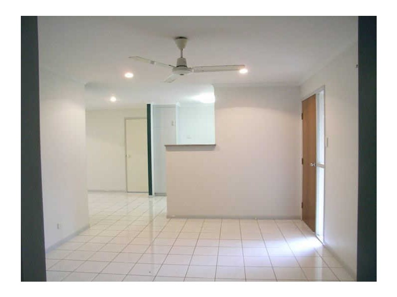 52 West Street, Sarina QLD 4737