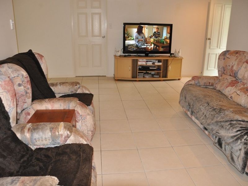 3/5 East Street, Sarina QLD 4737