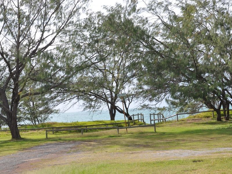 1/47 Owen Jenkins Drive, Sarina Beach QLD 4737