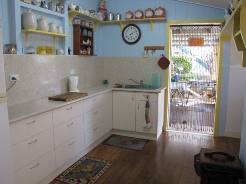 42 Anzac Street, Sarina QLD 4737