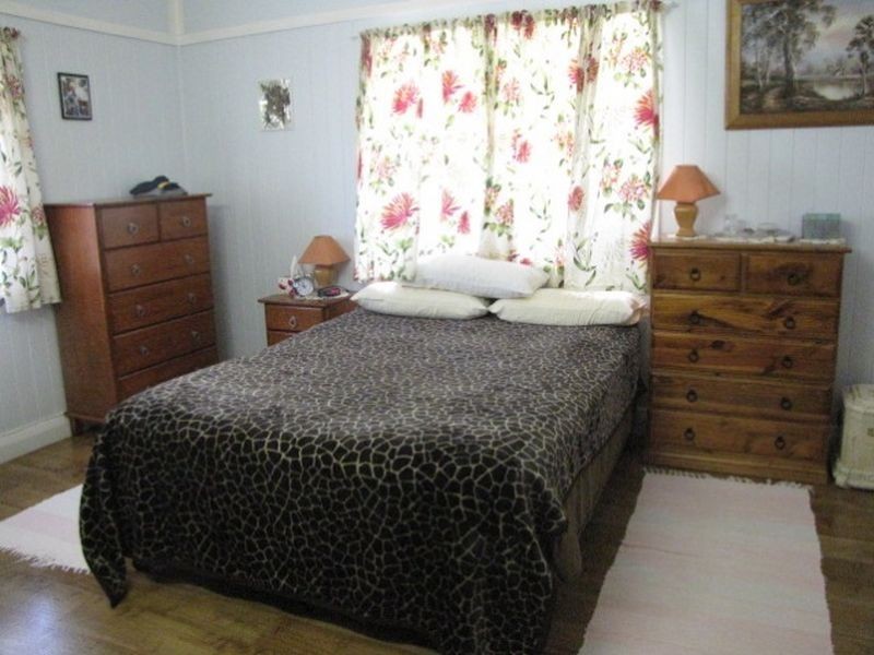 42 Anzac Street, Sarina QLD 4737