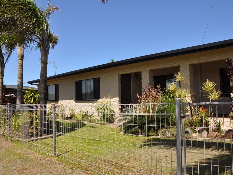 1 Howard Street, Salonika Beach QLD 4740