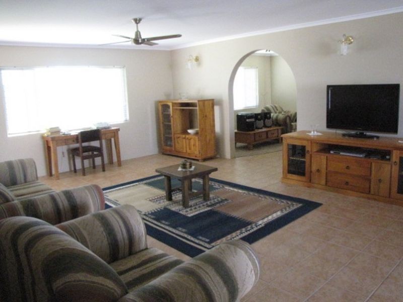 1 Howard Street, Salonika Beach QLD 4740