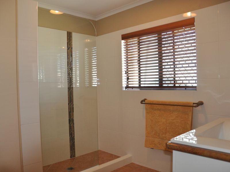 1 Howard Street, Salonika Beach QLD 4740
