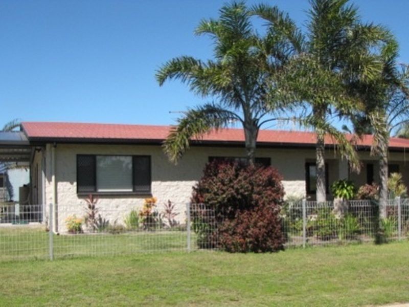 1 Howard Street, Salonika Beach QLD 4740