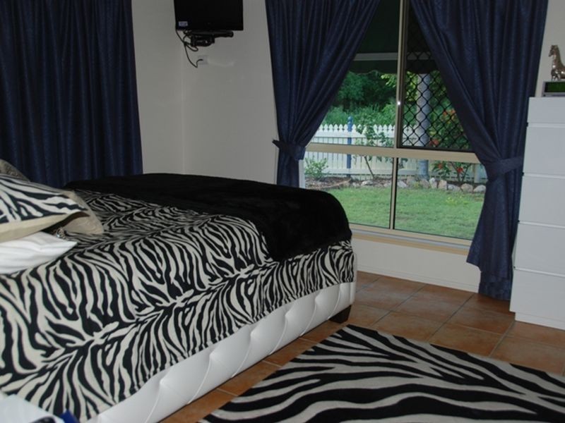 6 Clark Street, Grasstree Beach QLD 4740