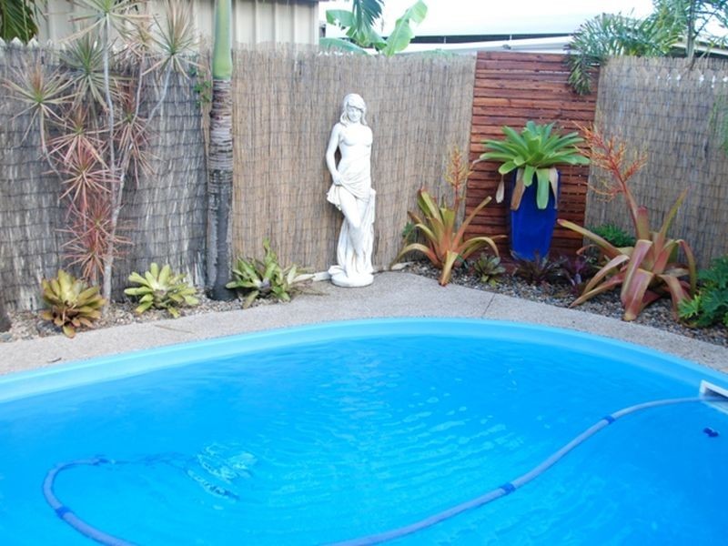 6 Clark Street, Grasstree Beach QLD 4740