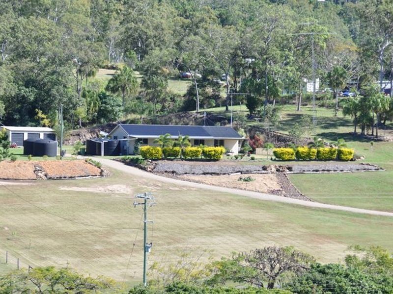 86 Mountneys Road, Sarina QLD 4737