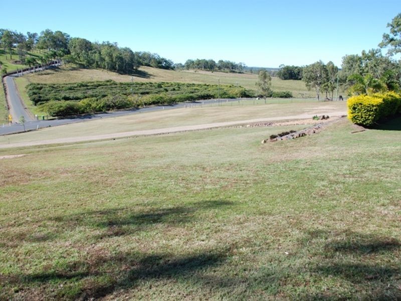 86 Mountneys Road, Sarina QLD 4737
