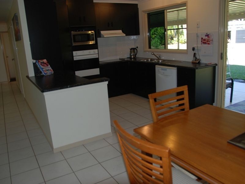86 Mountneys Road, Sarina QLD 4737