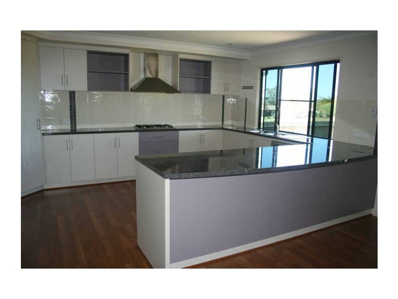 9 Castaway Close, Salonika Beach QLD 4740