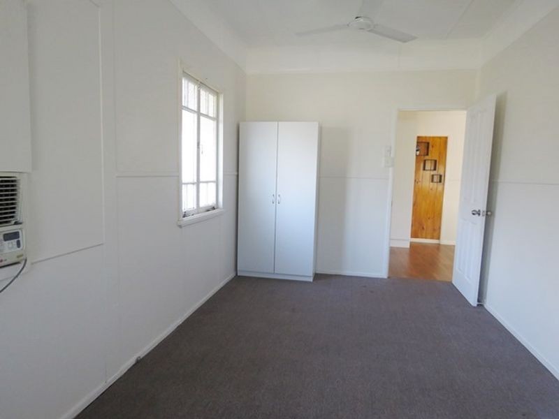 11 Bell Street, Sarina QLD 4737