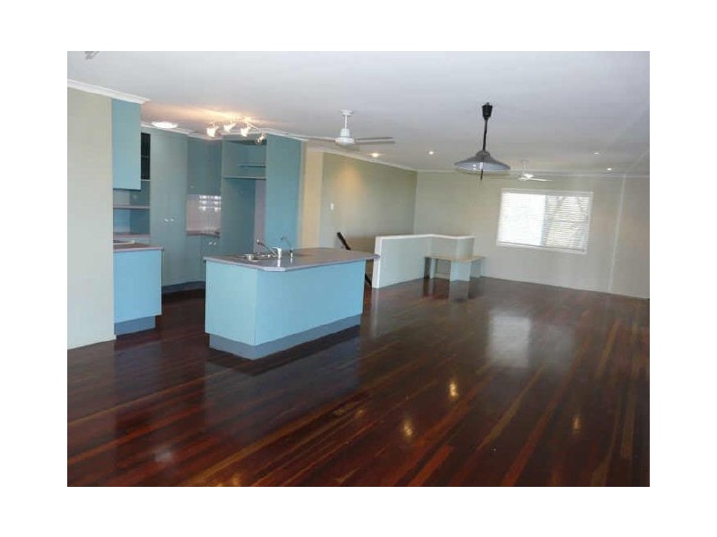 24 Morris Street, Campwin Beach QLD 4737