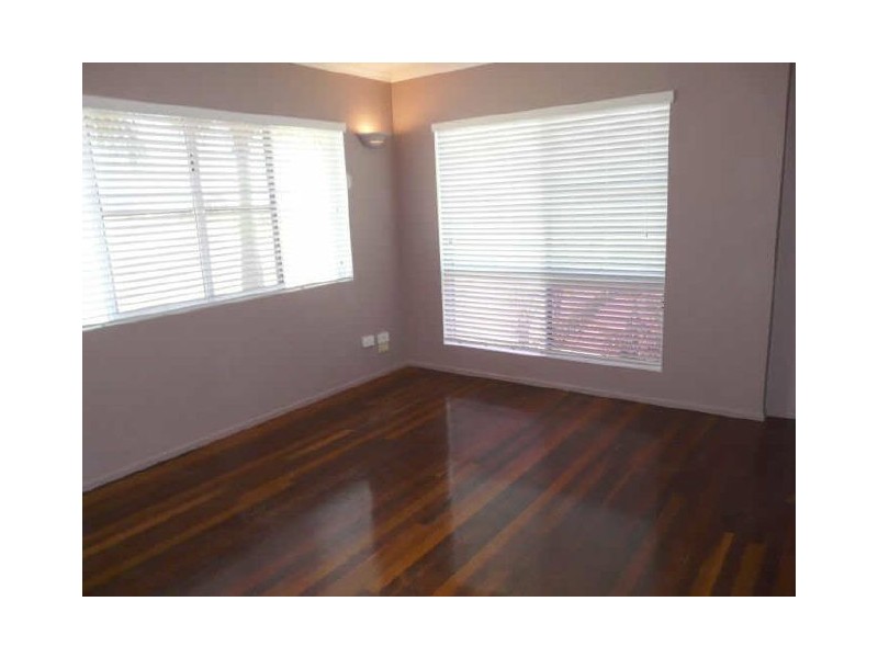 24 Morris Street, Campwin Beach QLD 4737