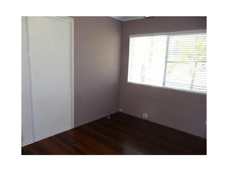 24 Morris Street, Campwin Beach QLD 4737