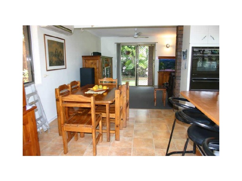 81 Beach Road, Sarina QLD 4737