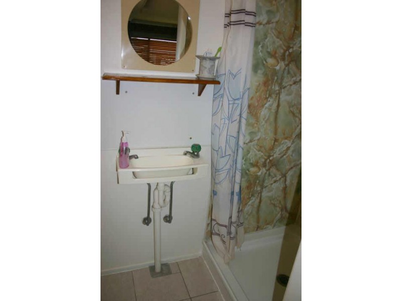 81 Beach Road, Sarina QLD 4737