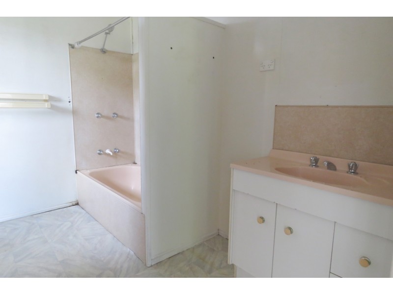 18a Manon Street, Armstrong Beach QLD 4737