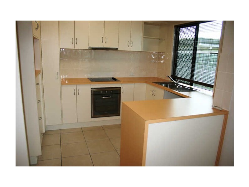 3/5 East Street, Sarina QLD 4737