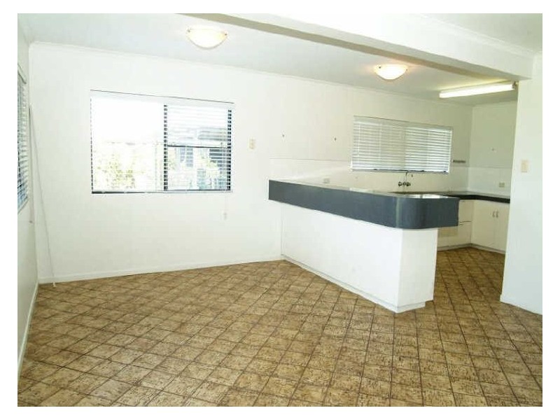 19 McCarthy St, Hay Point QLD 4740