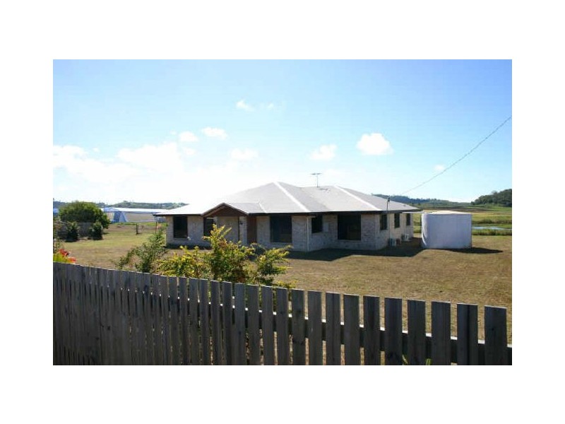929 Grasstree Rd, Sarina QLD 4737