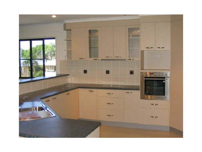 1 Gold Street, Grasstree Beach QLD 4740