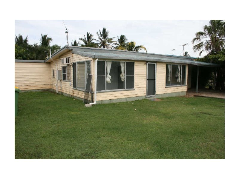 17 Mccarthy Street, Hay Point QLD 4740