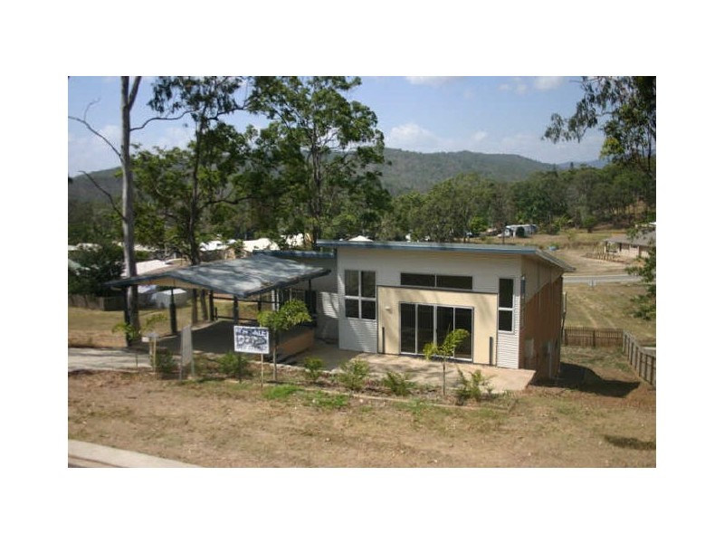 33 Jackson Street, Sarina QLD 4737