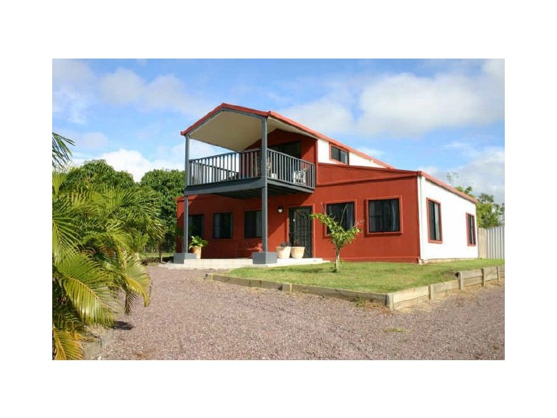 52 Crescent Street, Armstrong Beach QLD 4737