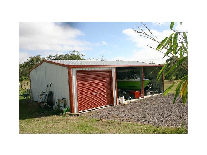 52 Crescent Street, Armstrong Beach QLD 4737