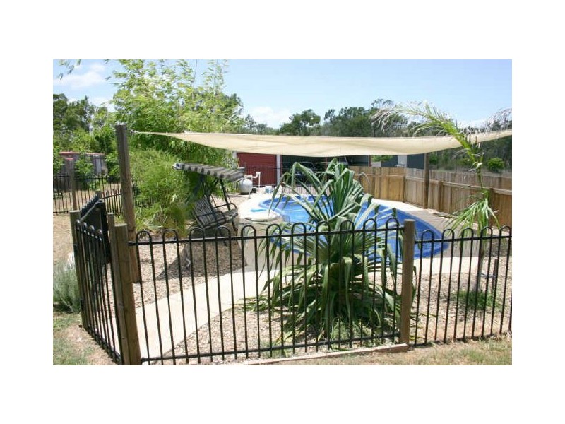 52 Crescent Street, Armstrong Beach QLD 4737