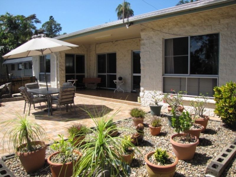 16 Sunset Drive, Sarina QLD 4737