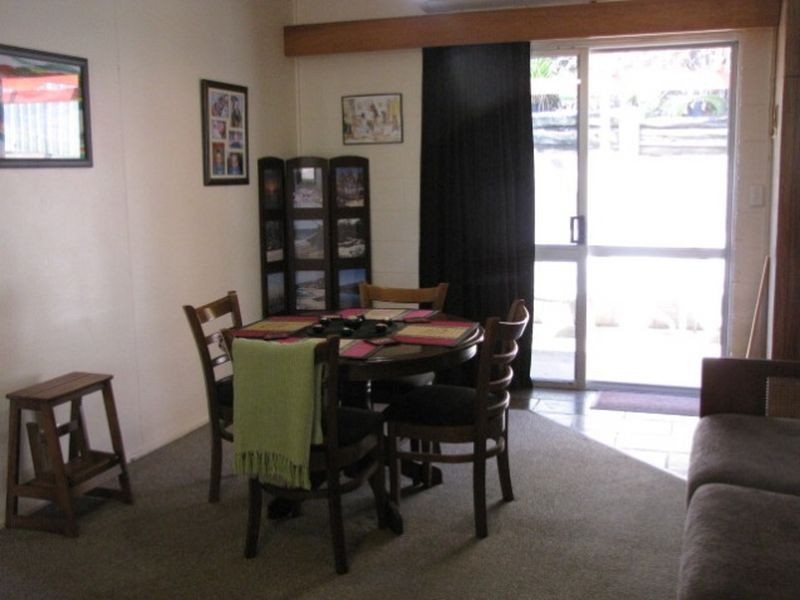 16 Sunset Drive, Sarina QLD 4737