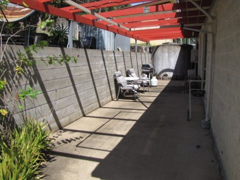 16 Sunset Drive, Sarina QLD 4737