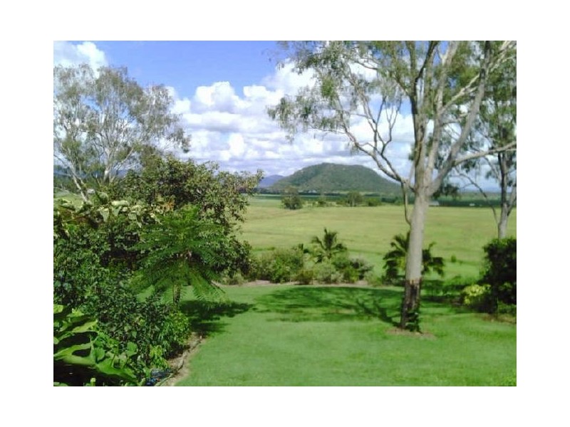 533 Sarina Beach Road, Sarina QLD 4737