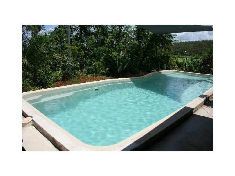 533 Sarina Beach Road, Sarina QLD 4737