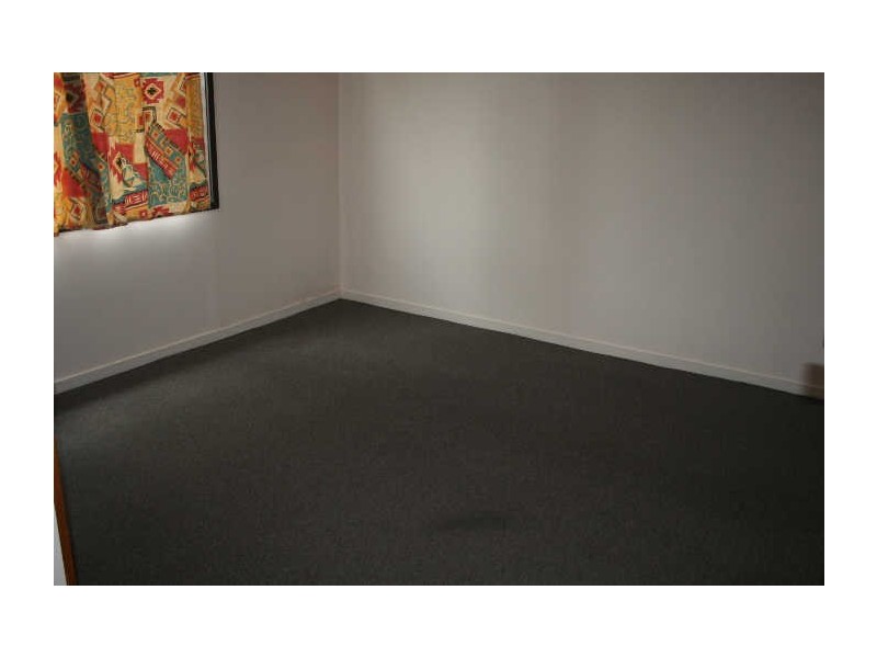 2/13 Michael Ave, Sarina QLD 4737