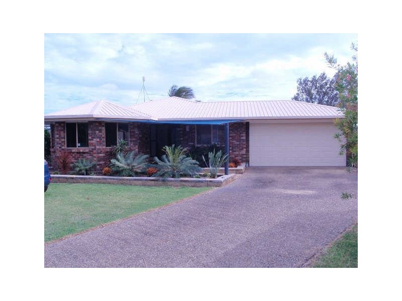 11 Castaway Close, Salonika Beach QLD 4740