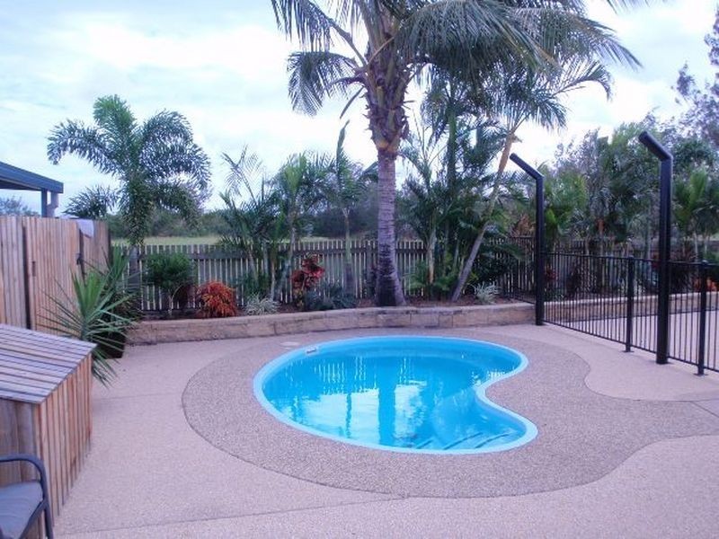 11 Castaway Close, Salonika Beach QLD 4740