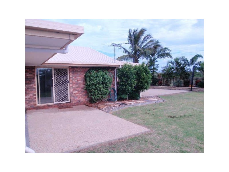 11 Castaway Close, Salonika Beach QLD 4740
