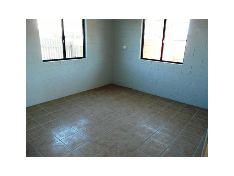 4 Rasmussen Court, Armstrong Beach QLD 4737