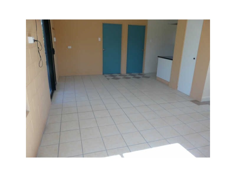 4 Rasmussen Court, Armstrong Beach QLD 4737