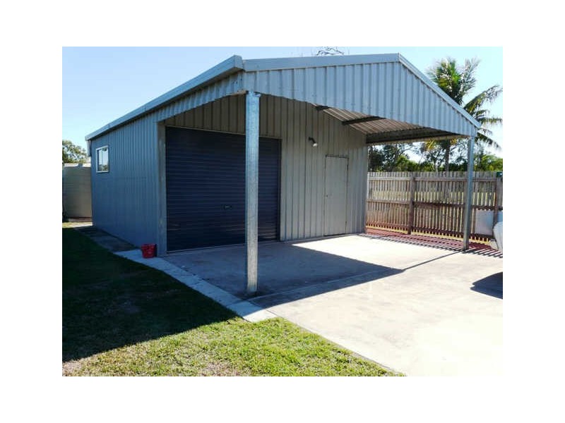 4 Rasmussen Court, Armstrong Beach QLD 4737