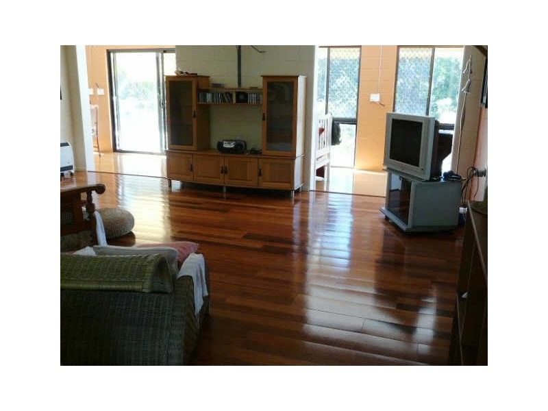 200 Miran Khan Drive, Freshwater Point QLD 4737