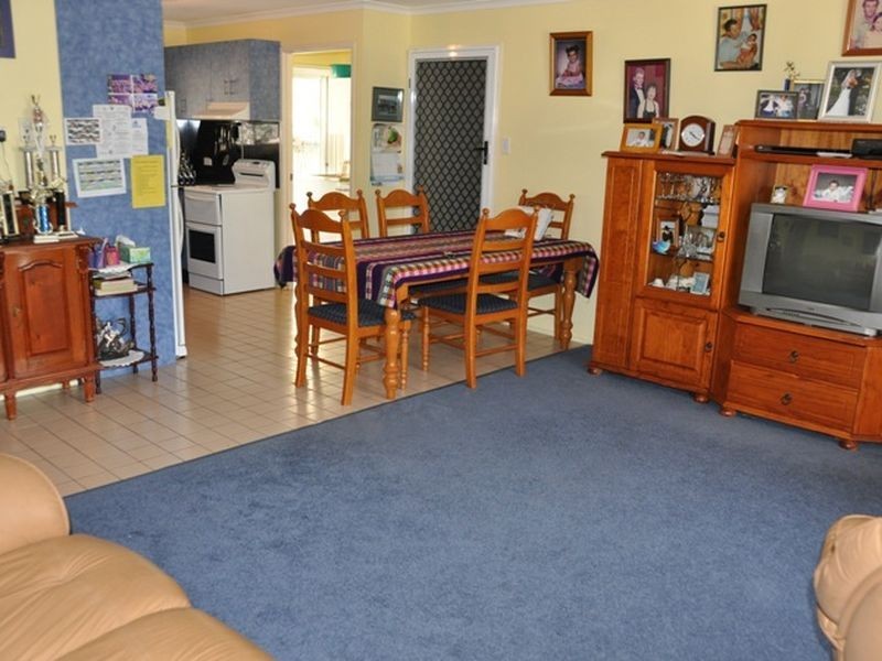 15 Lillendale Avenue, Sarina QLD 4737