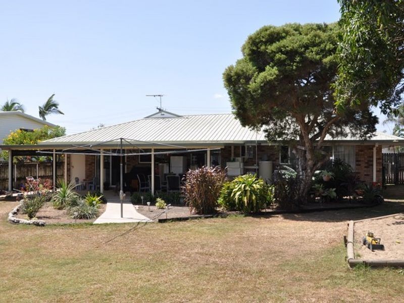 15 Lillendale Avenue, Sarina QLD 4737