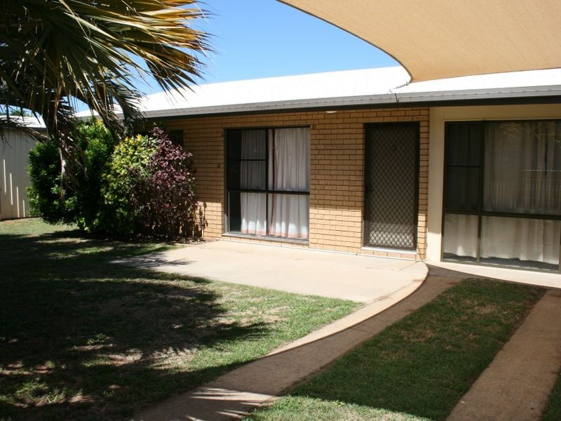 2/13 Hellwege Street, Hay Point QLD 4740