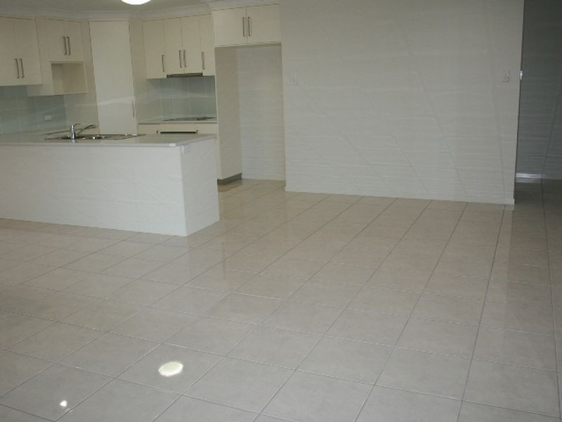 11 Pacific Avenue, Sarina QLD 4737