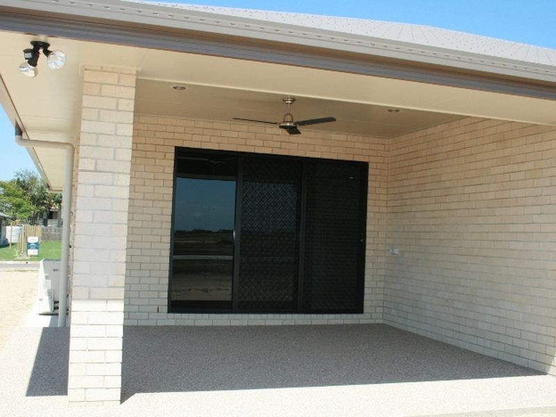 11 Pacific Avenue, Sarina QLD 4737